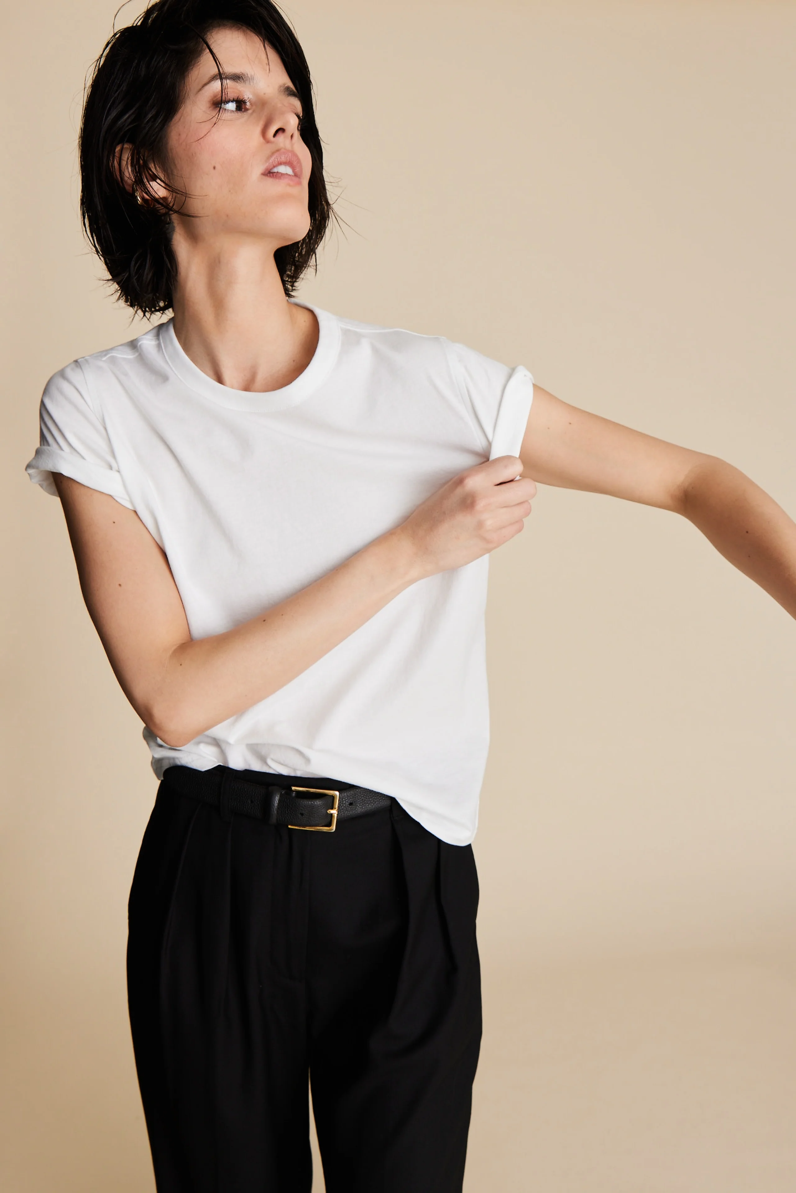 The Iconically Soft Perfect Tee in White - Image 5
