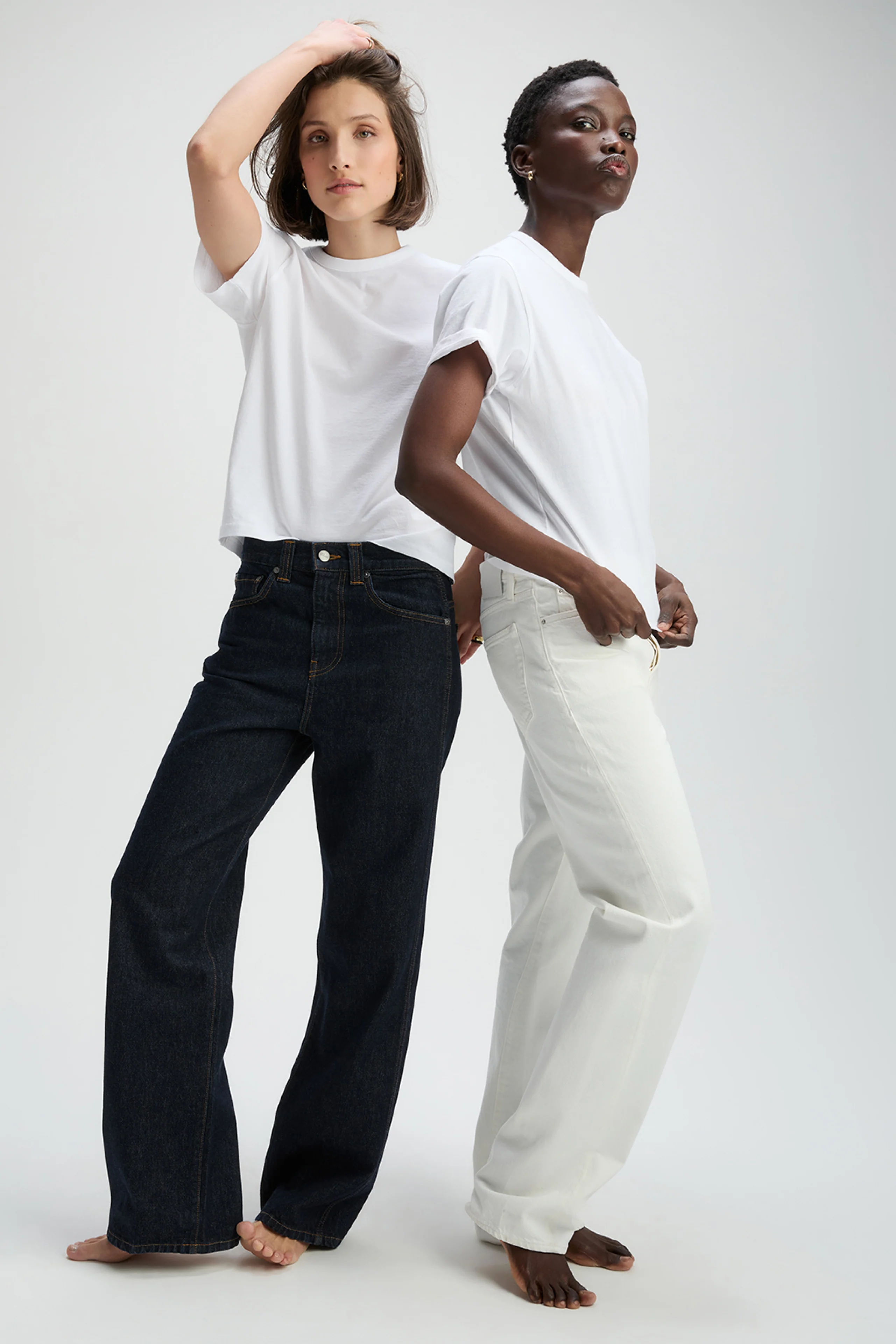 The Iconically Soft Perfect Tee in White - Image 6